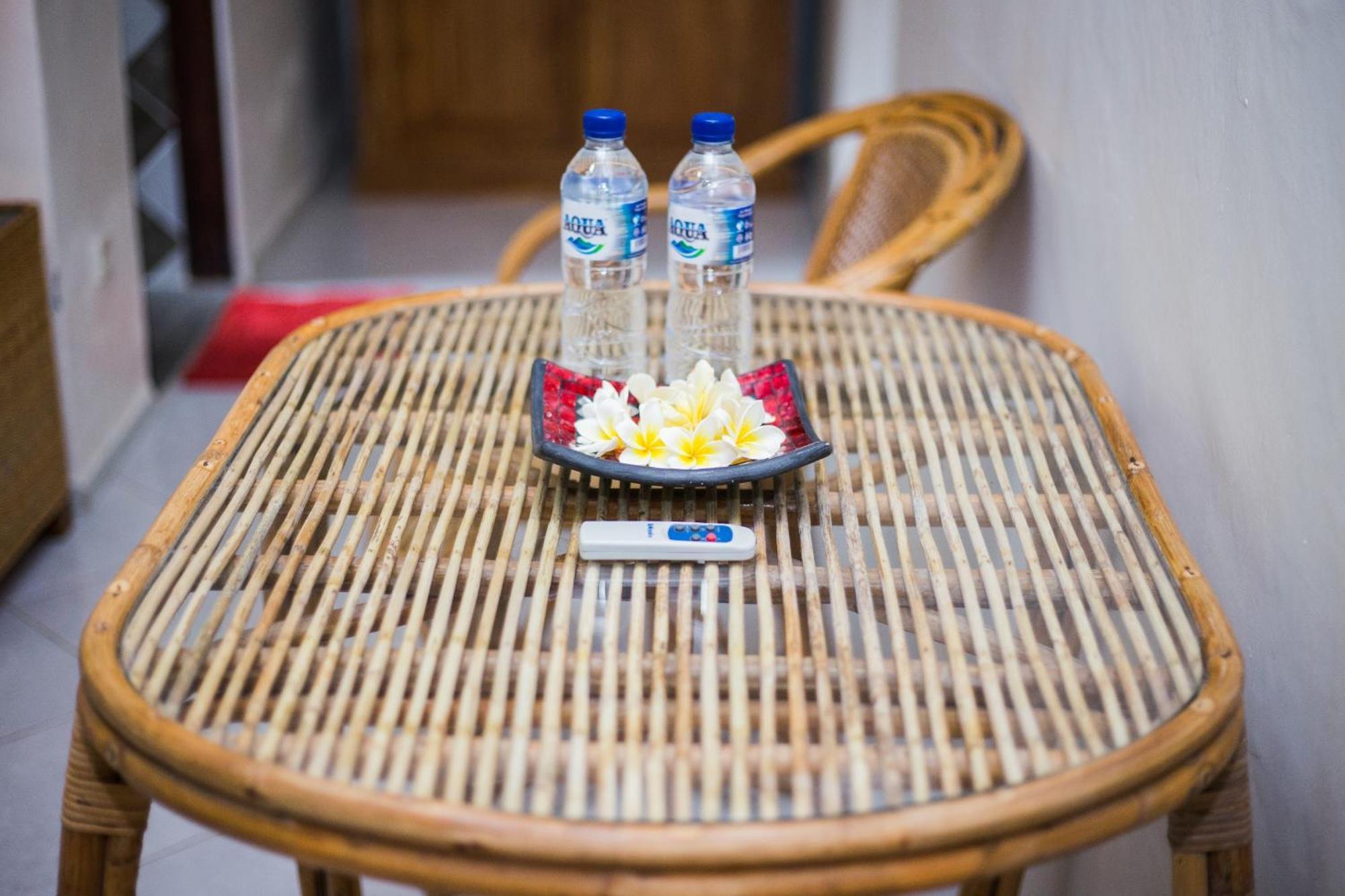 Deutsches-Eck Rikesti Hotel Lovina  Ngoại thất bức ảnh