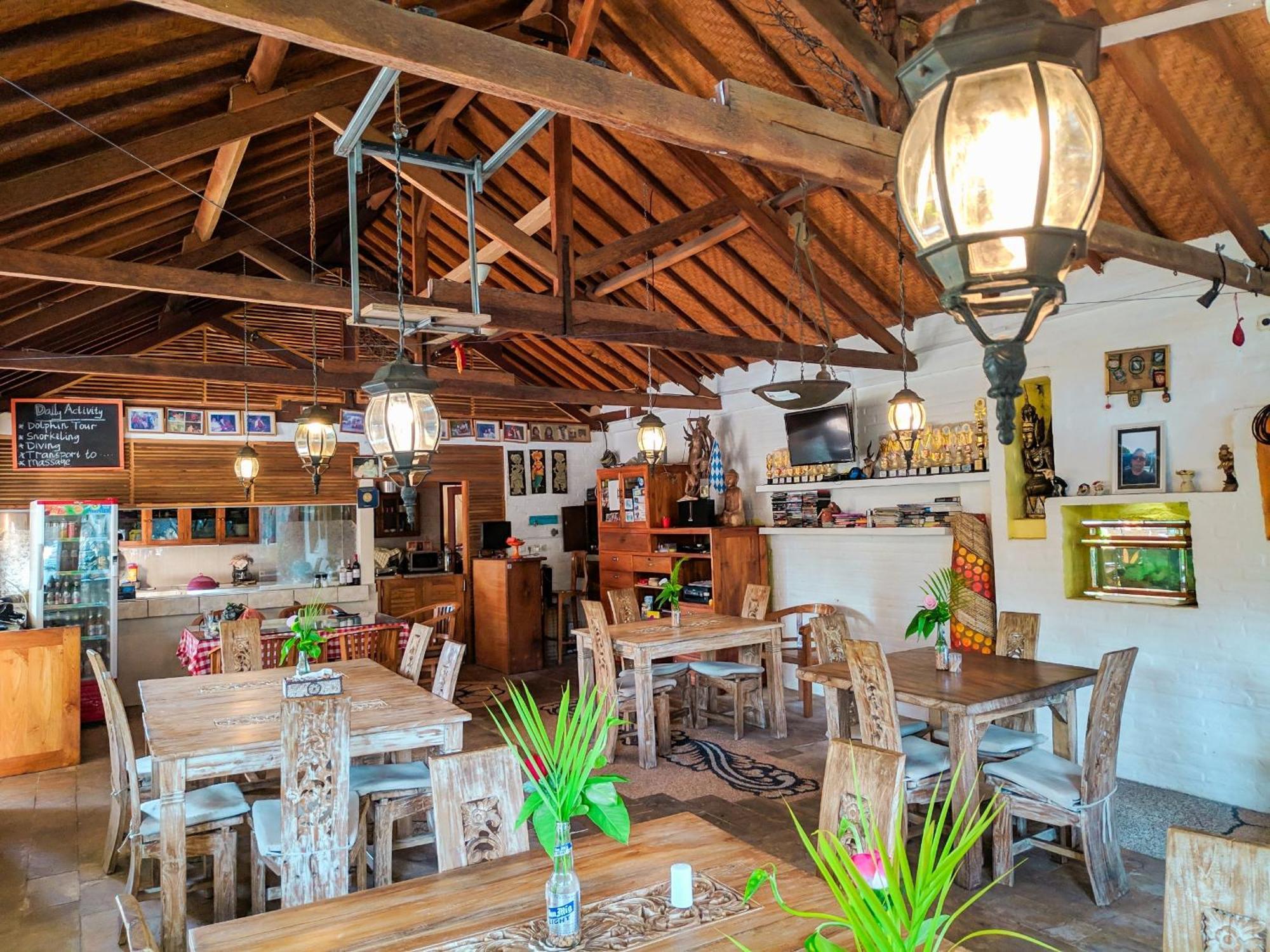 Deutsches-Eck Rikesti Hotel Lovina  Ngoại thất bức ảnh