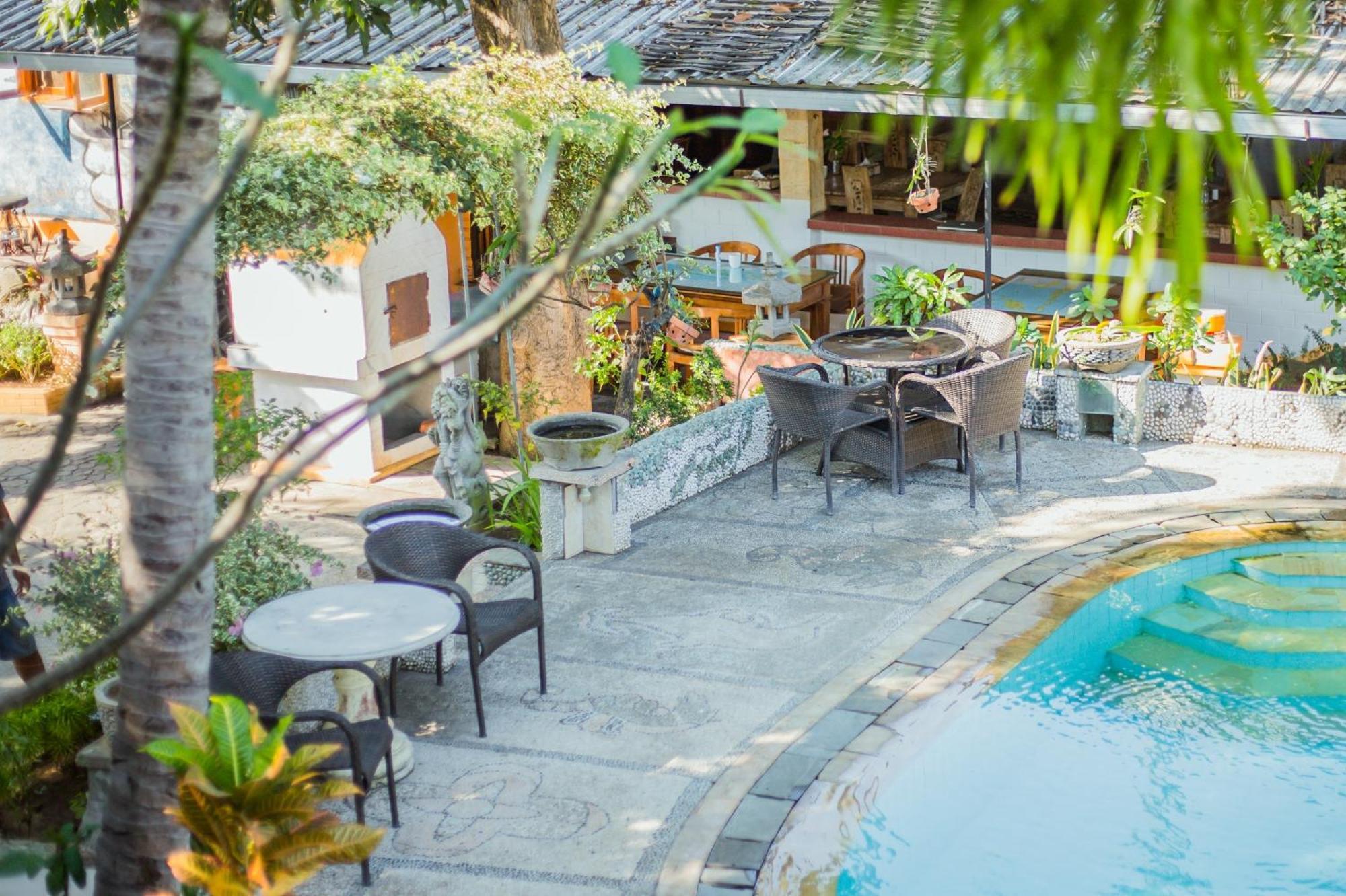 Deutsches-Eck Rikesti Hotel Lovina  Ngoại thất bức ảnh