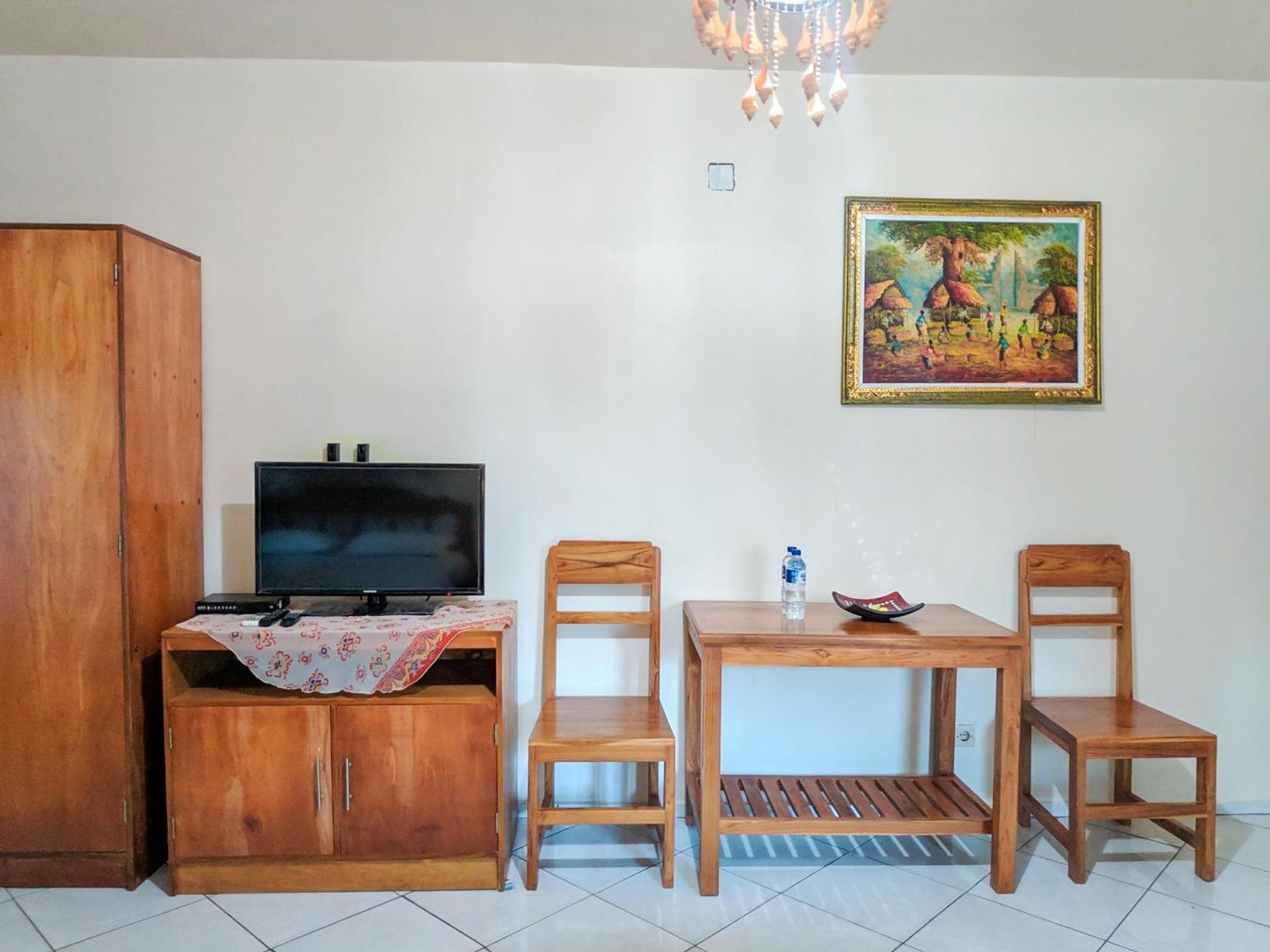 Deutsches-Eck Rikesti Hotel Lovina  Ngoại thất bức ảnh